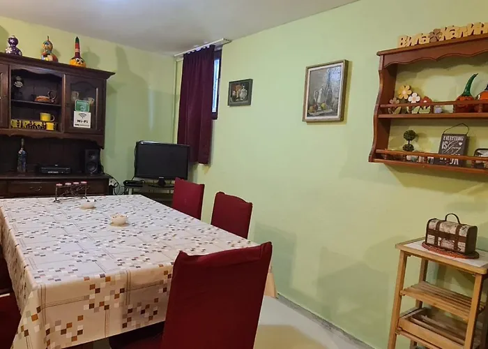 卡林别墅 * Natsovtsi